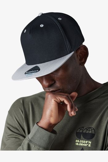 Image produit Casquette Snapback contrastée à 5 panneaux